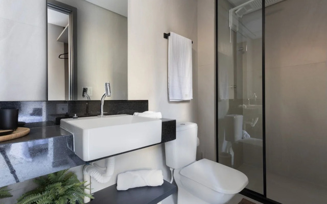 Breeze Residence By Carpediem