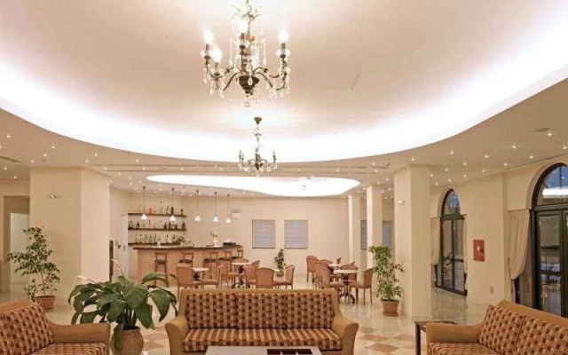 Century Resort Apartments