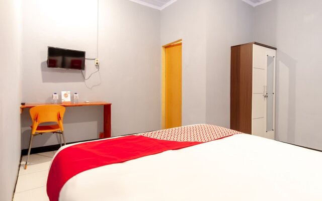 OYO 1668 Yvel Homestay Syariah