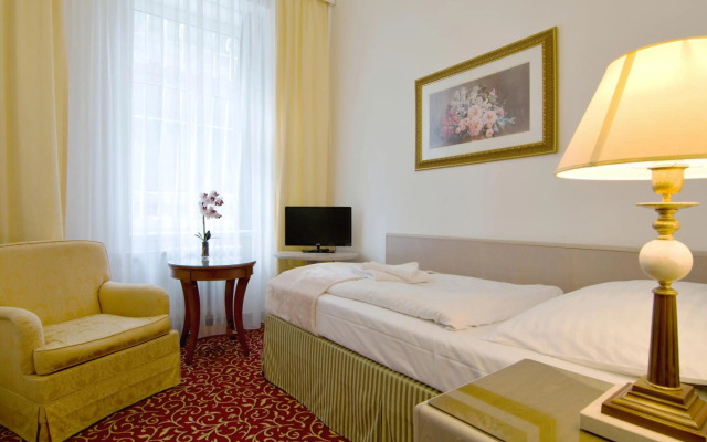 Hotel Romania