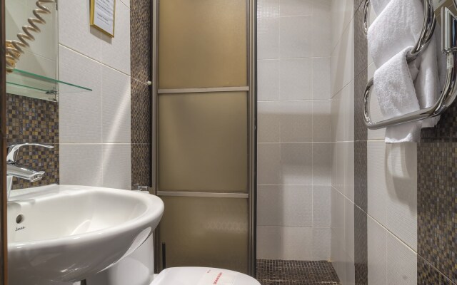 Vezendorf Na Sevastopolskom Mini-Hotel
