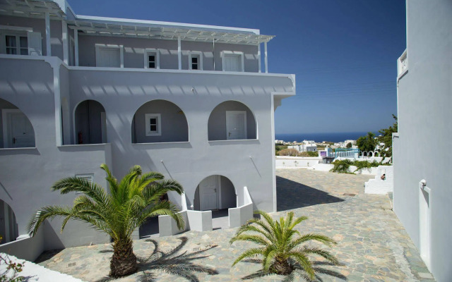 Maistros Village
