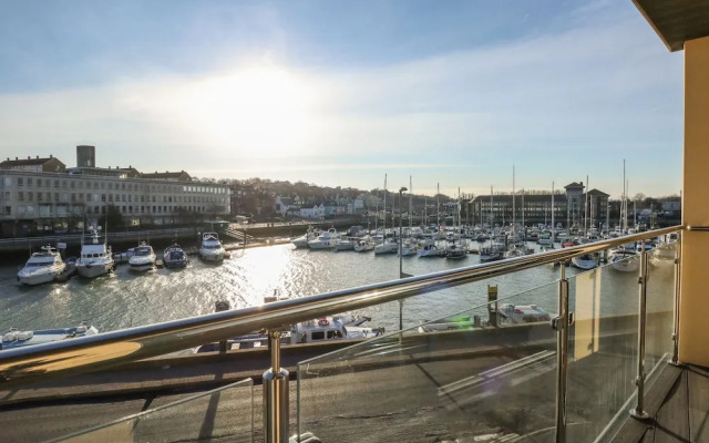 Harbourside Haven Apartment 3