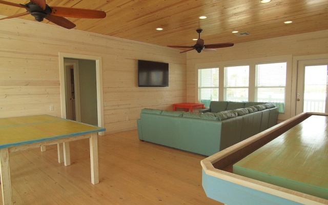 Beach Club 10 Bedroom Home