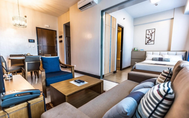 CSuites at 8 Newtown Residences