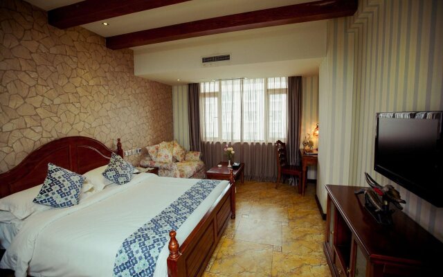 Lasony Serviced Apartment