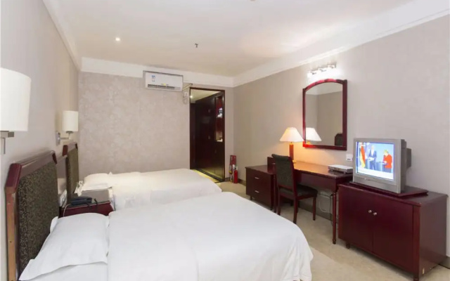 Kaiserdom Hotel Huajian