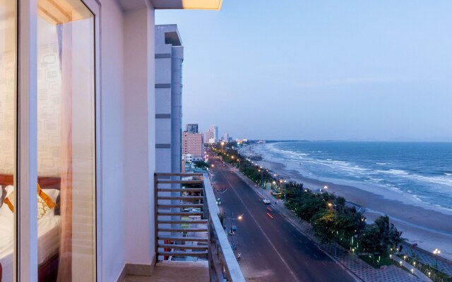 Romeliess Hotel