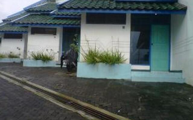 Nyata Plaza Hotel
