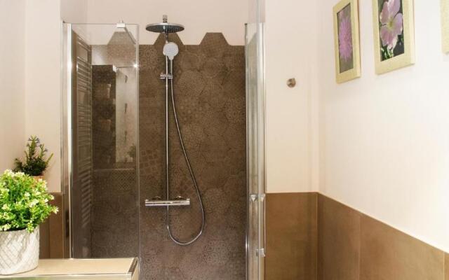 ALTIDO Charming 1BR Flat in Como