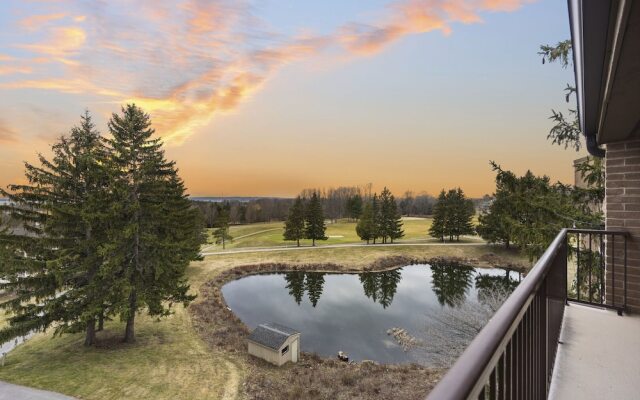Lakeview Golf Retreat 1BDR Condo 5057