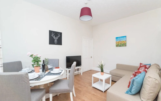 Beautiful Tamworth 2 Bedroom Apartment Newcastle