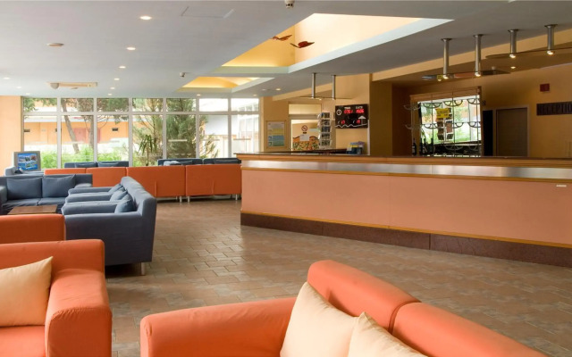 Hotel Oasis
