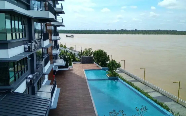 Waterfront 3Br+3Bath+8 Pax+Wifi+ 1 Parking