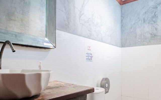 Fandee House Hostel - Adults Only