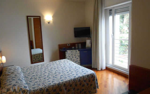 Hotel Le Roi