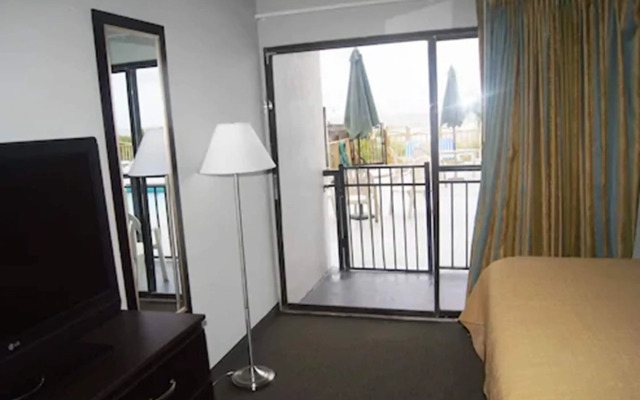 Ocean Plaza Motel