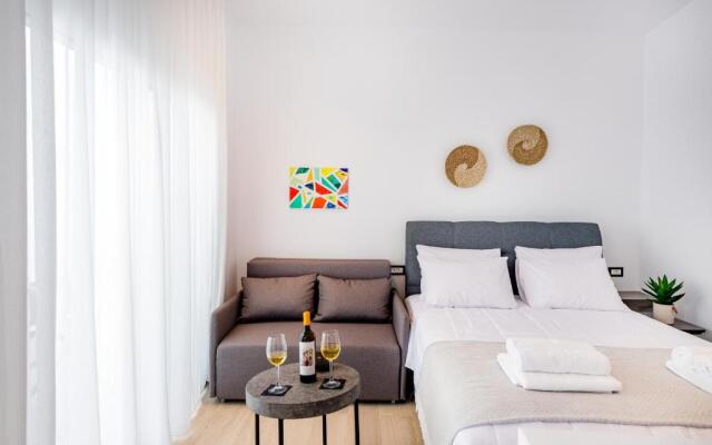 Sunwaves Beach studio I