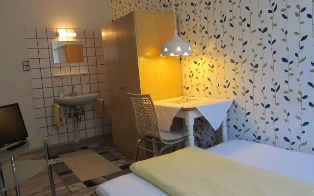 Pension Sonne Bed & Breakfast