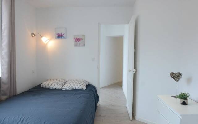 Appartement lumineux 3éme étage