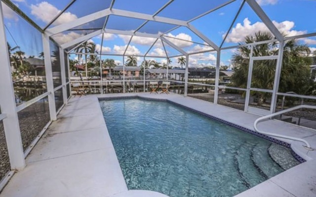 5211 Avenida Pescadora