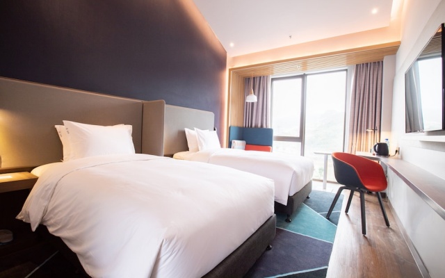 Holiday Inn Express Guizhou Qinglong by IHG — фото 5