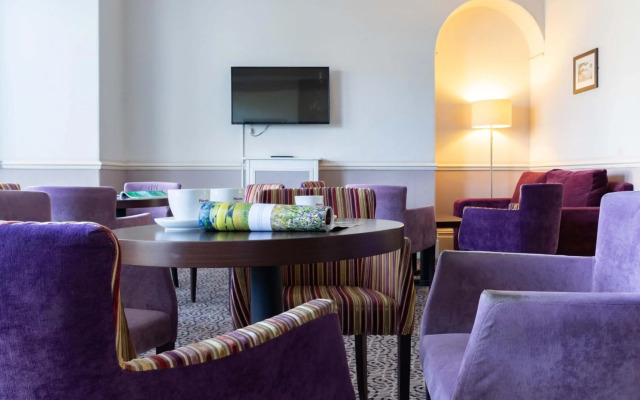 The Dilkhusa Grand Hotel By Compass Hospitality