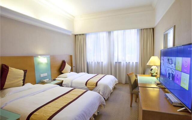 Carrianna Hotel