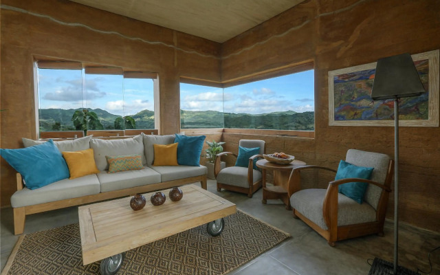 Seven Havens Residence