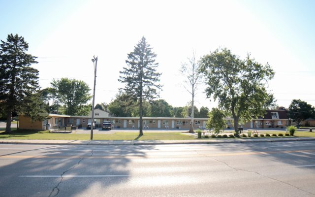 Walkerton Inn Motel