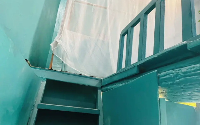 Fadidi House