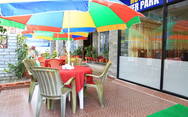 Hotel River Park