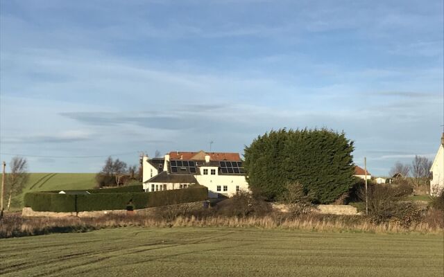 Stunning Farm Steading - 5 Mins to St Andrews