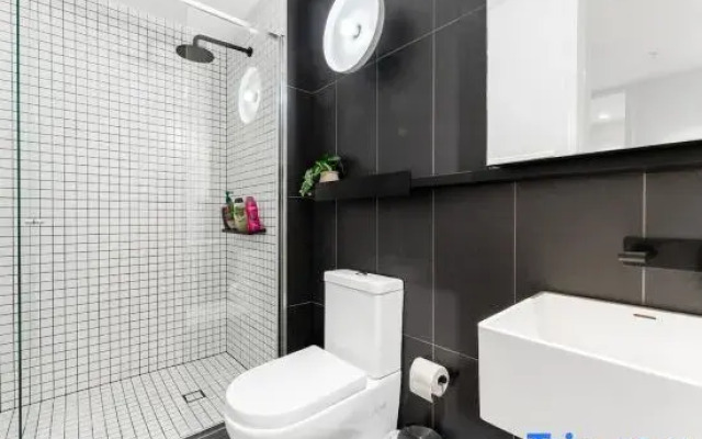 Prime CBD Living  Modern 1BR Steps from Everything