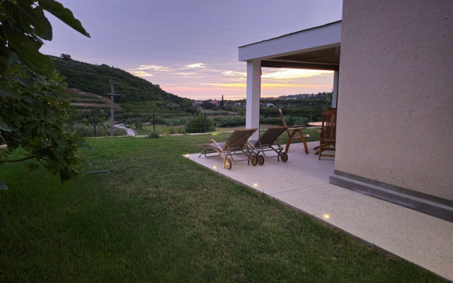 Sea View Apartment Mirjam