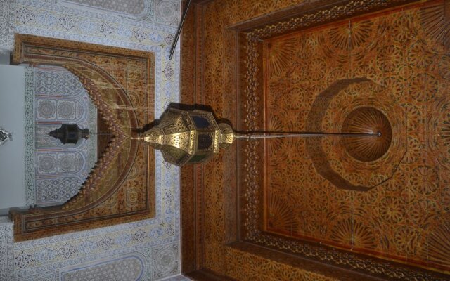 Riad Ines-Palace