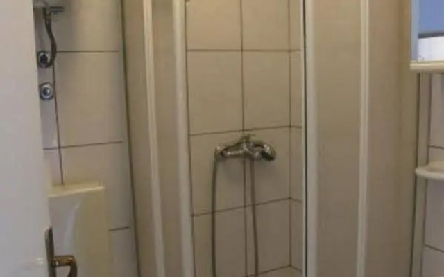 Studio Apartment Vedran Blu