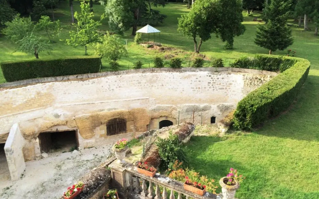 Chateau Celle Guenand