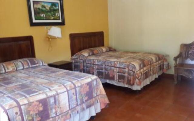 Hotel Brisas De Copan