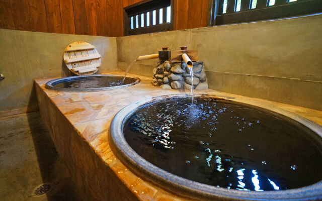 Hot Spring Inn Banya