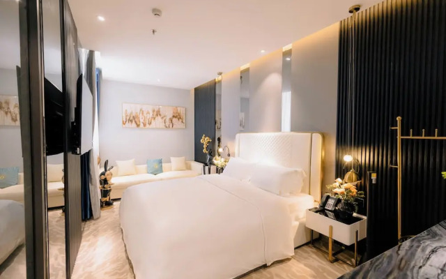 New Century Dalat Hotel