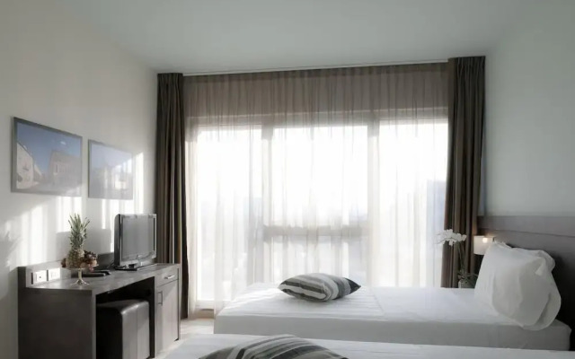 Blu Arena Hotel