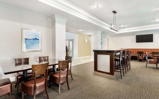 Best Western Plus Appleton Airport/Mall Hotel