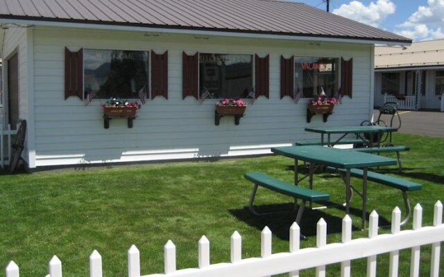 Trail Riders Motel