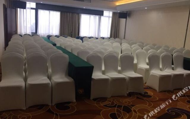 Liju Hotel (Zhuzhou Changjiang South Road Central Hospital Branch)