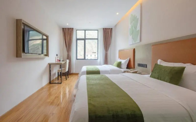 GreenTree Inn Ganzi  Daochengzhou Scenic Area