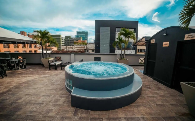 Tik by Bernalo Hotels