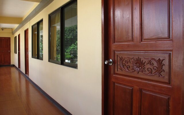 OYO 1024 Thank Place