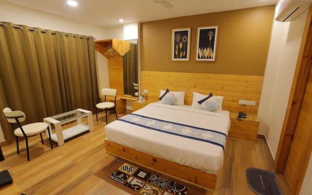 The Grand Uddhav Hotel