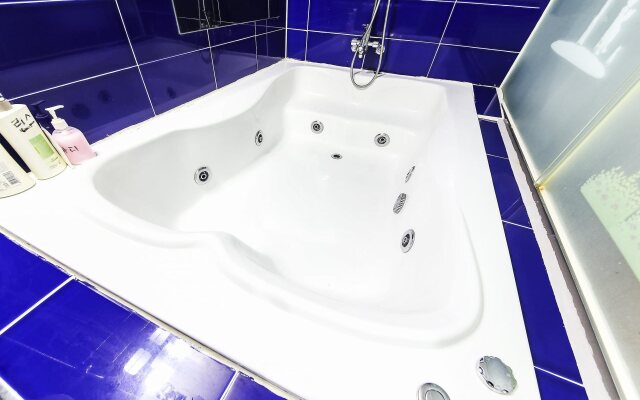 Shim Hotel
